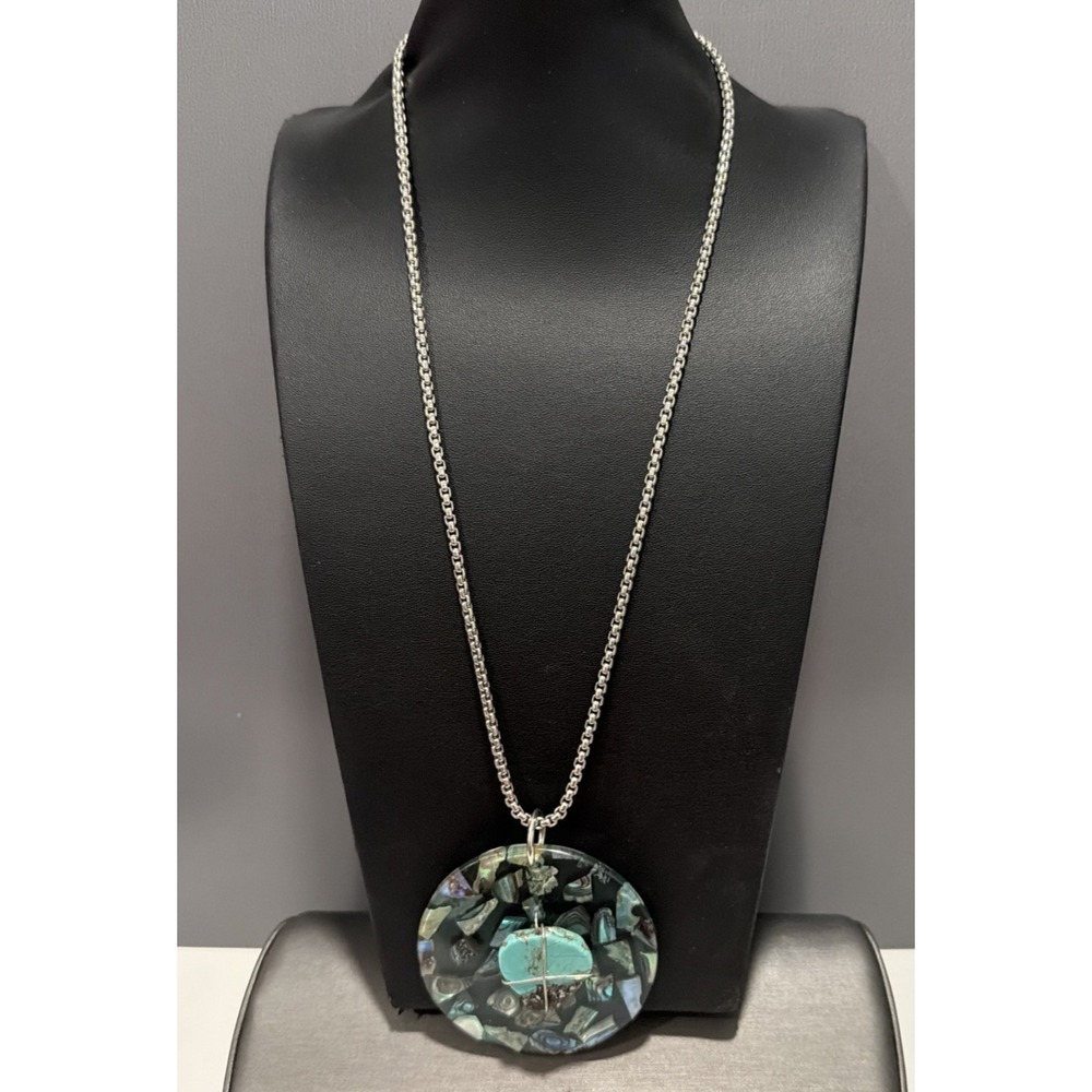 Abalone Shell Chip Lucite Round Pendant Necklace Silver Tone 22" Chain 2.5"
